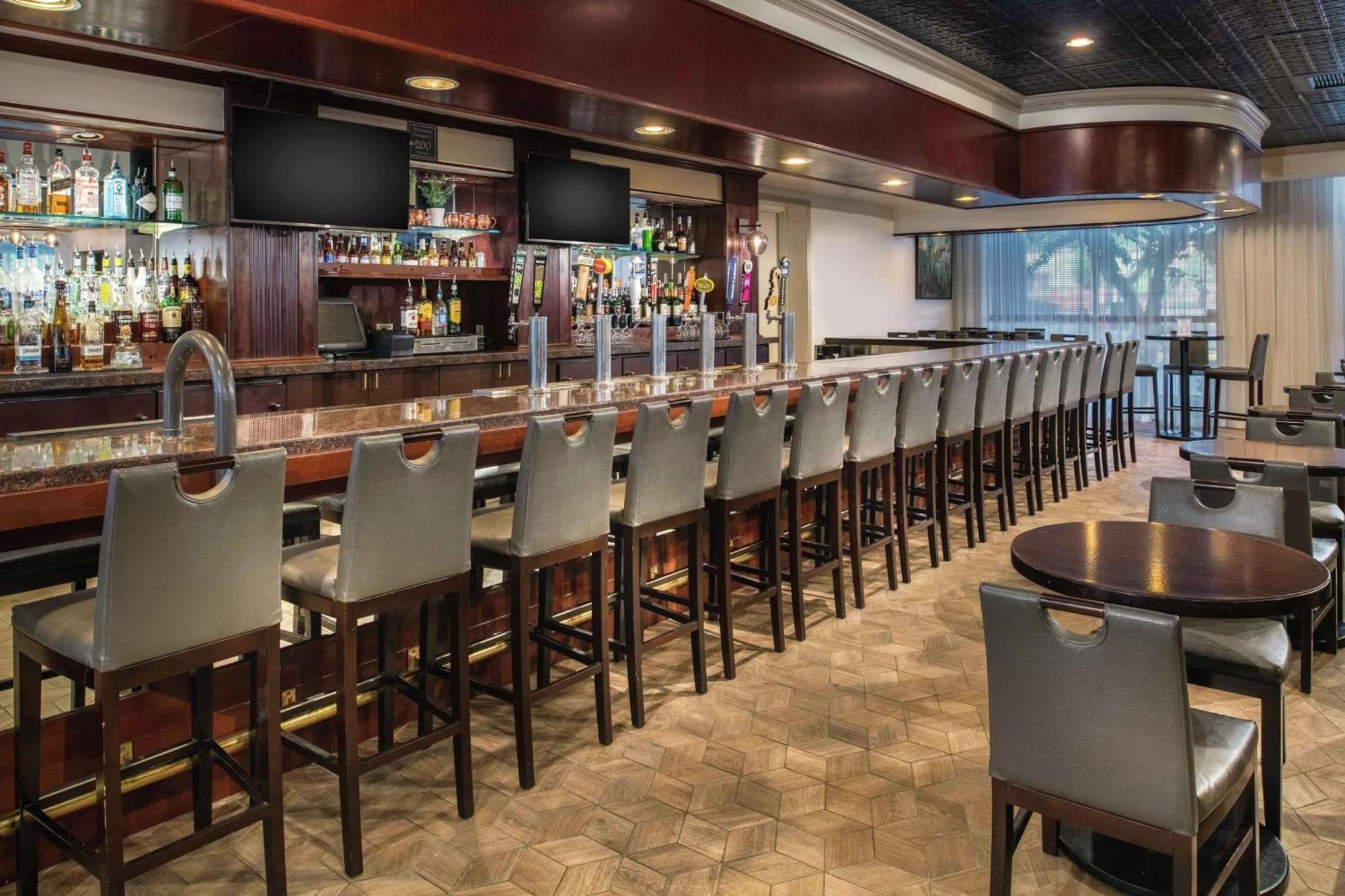 Embassy Suites By Hilton Seattle - Tacoma International Airport Tukwila Exteriör bild